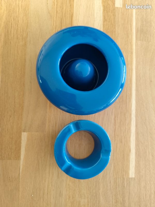 Cendrier anti odeur, anti vent en faience (image 2)