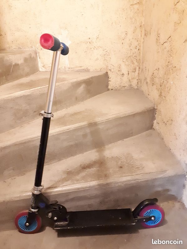 Trottinette Monster High enfant (image 1)