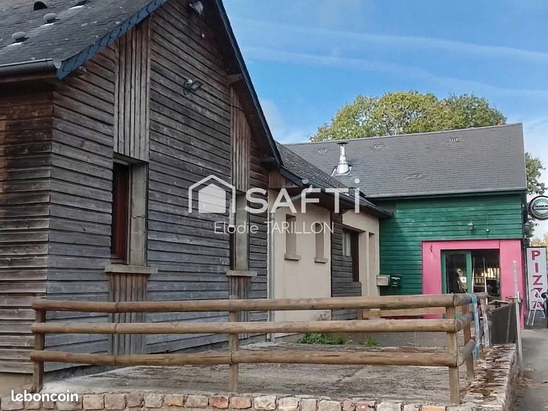 Immeuble 108 m² · à Domfront en Poiraie · 108 m² · 252 000 €