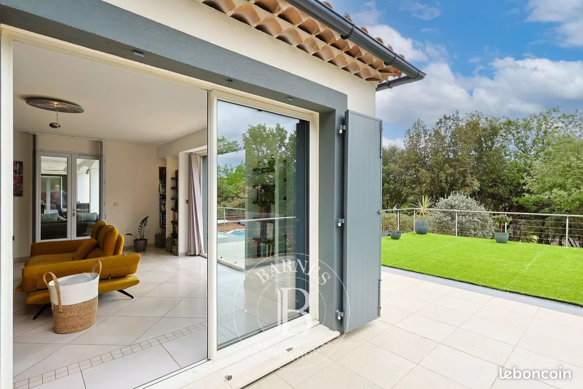 Villa 7 pièces 260 m² (image 6)
