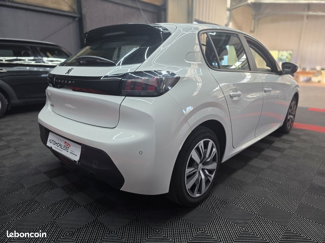 PEUGEOT 208 1.2 pure-tech (image 5)