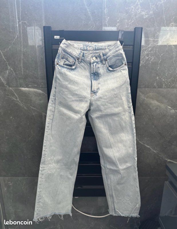 Lot De Jeans Zara Taille 36 - Style Skinny - Bleu - Occasion En Très Bon état - Parfait Pour La Garde-robe Quotidienne