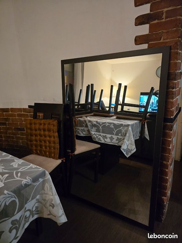 Table à manger et 6 chaises (image 8)