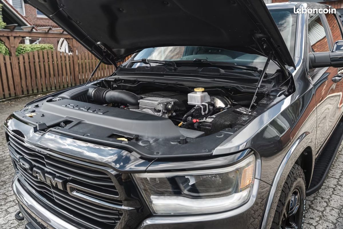 Dodge RAM 1500 Laramie eTorque GPL 5.7 V8 HEMI 401 ch 4x4 – Harman Kardon – Pano – 360° (image 7)