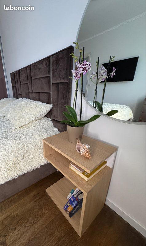 Table de chevet (image 3)