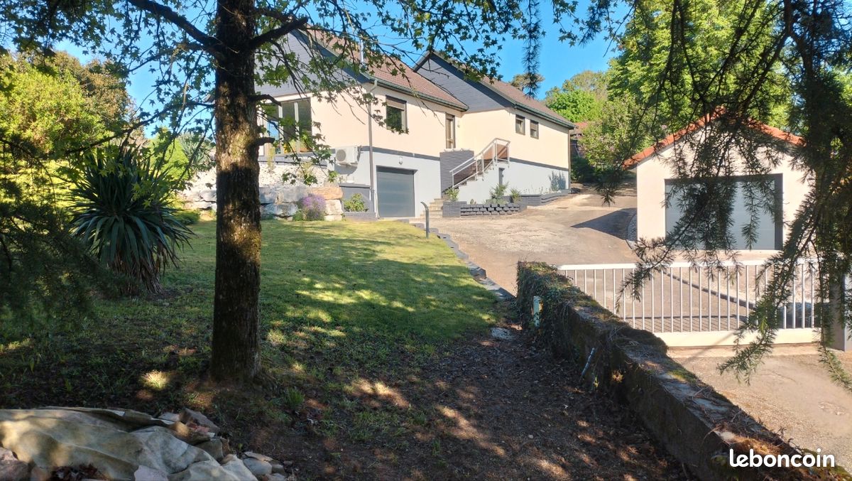 Maison 6 pièces 130 m² · à Devecey · 130 m² · 390 000 €