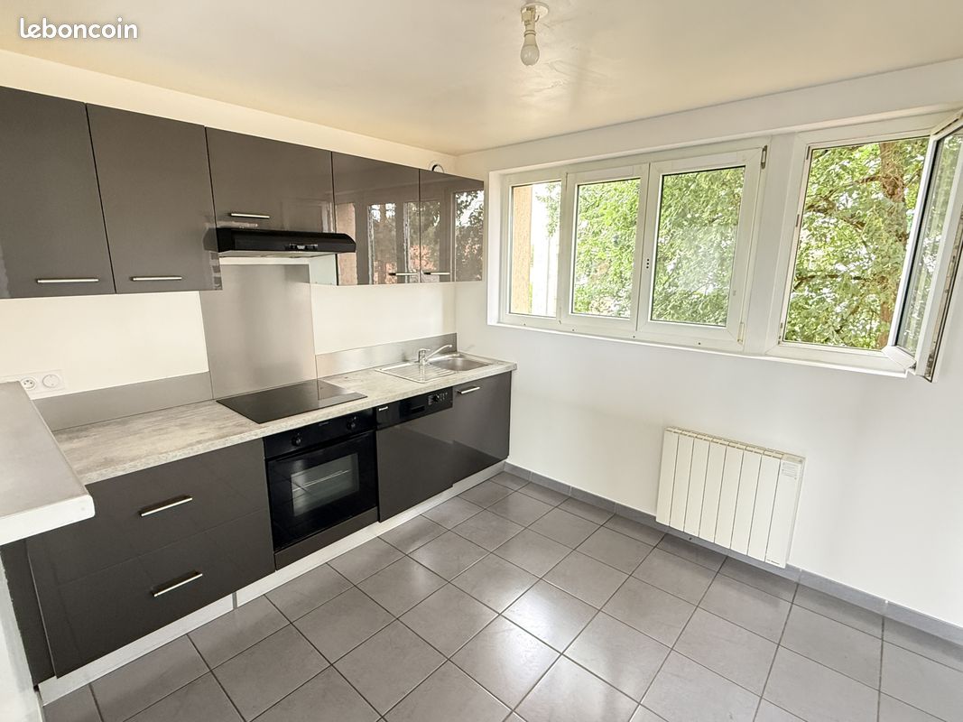 Appartement 5 pièces 80 m² · à Homécourt · 80 m² · 109 000 €