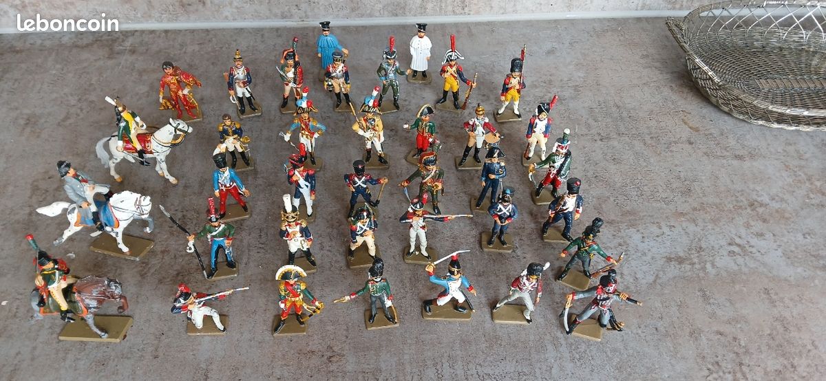 Soldat De Plomb Peint Ancien - Occasion Comme Neuf
