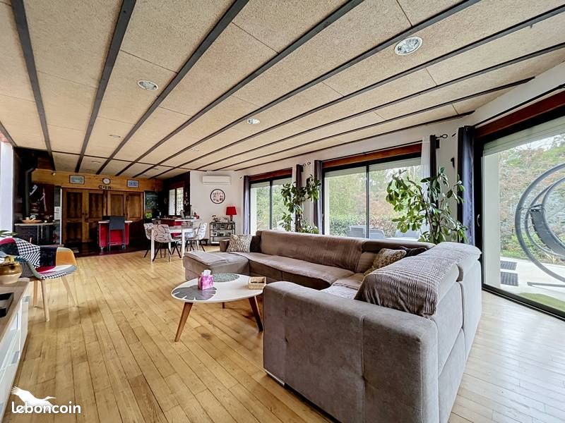 Maison 5 pièces 182 m² · à Casteljaloux · 182 m² · 359 040 €