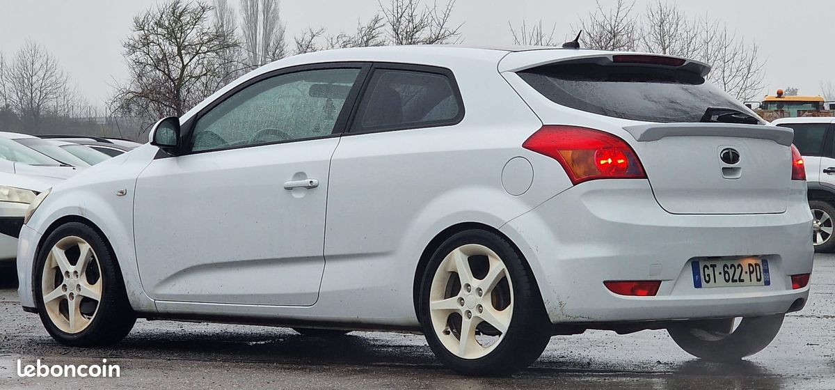 Belle Kia Pro Cee’d 1.6l i Cvvt 16v 126 Cv Pack Sport Du 05/09 (image 4)
