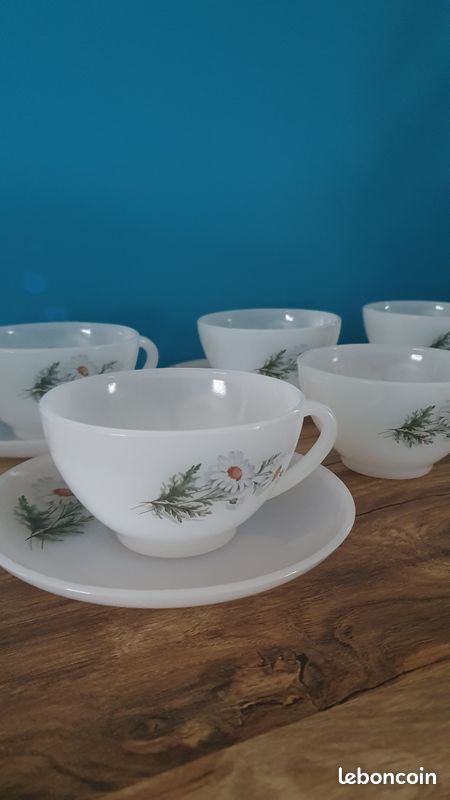 Lot Vintage Arcopal : 5 Tasses Et Ustensiles De Cuisine (Louche, Pique...)