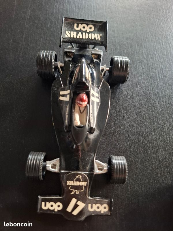 Petite voiture Formule 1 (image 3)