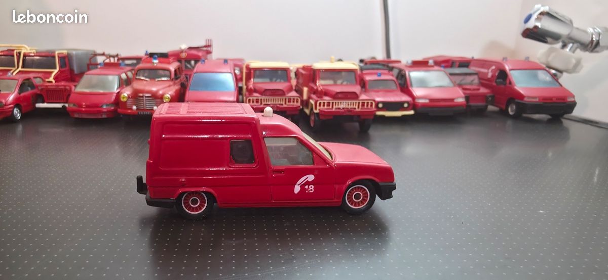 Renault - S180 Midliner Pompiers 1993 - Modèle Presse - 1/43 - Autos
