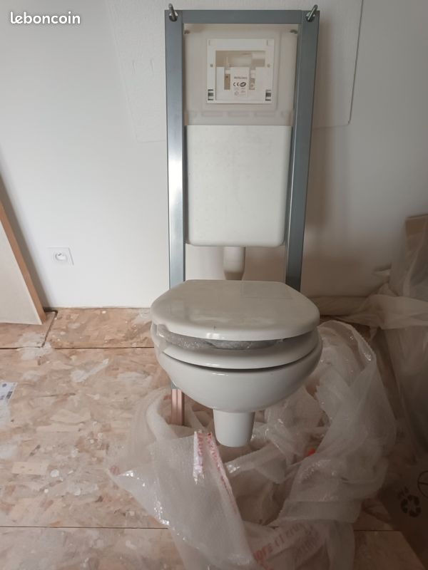 Wc suspendu (image 2)