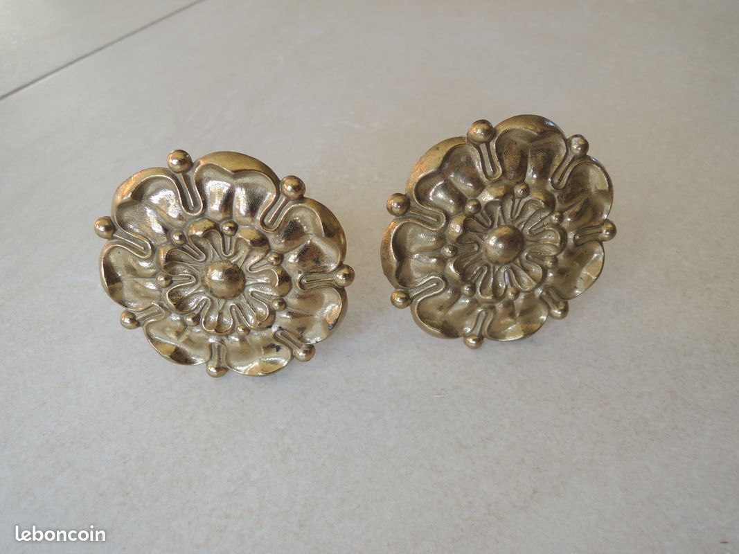 2 anciens cache clou, rosace pour tableau (image 4)