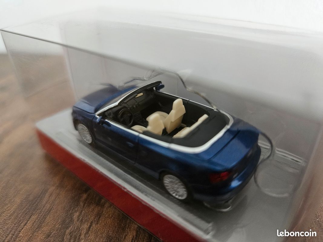 Herpa Audi RS3 Sportback – Échelle 1/87 – Bleu Sepang Nacré – Miniature En Plastique – Fabriqué En Allemagne – Collection