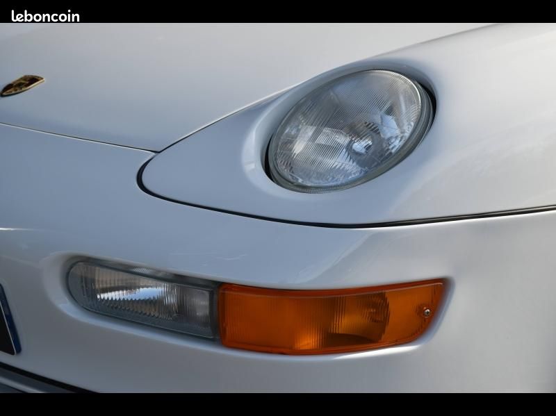 Porsche 968 Coupe 4cyl Club Sport BV6 (image 10)