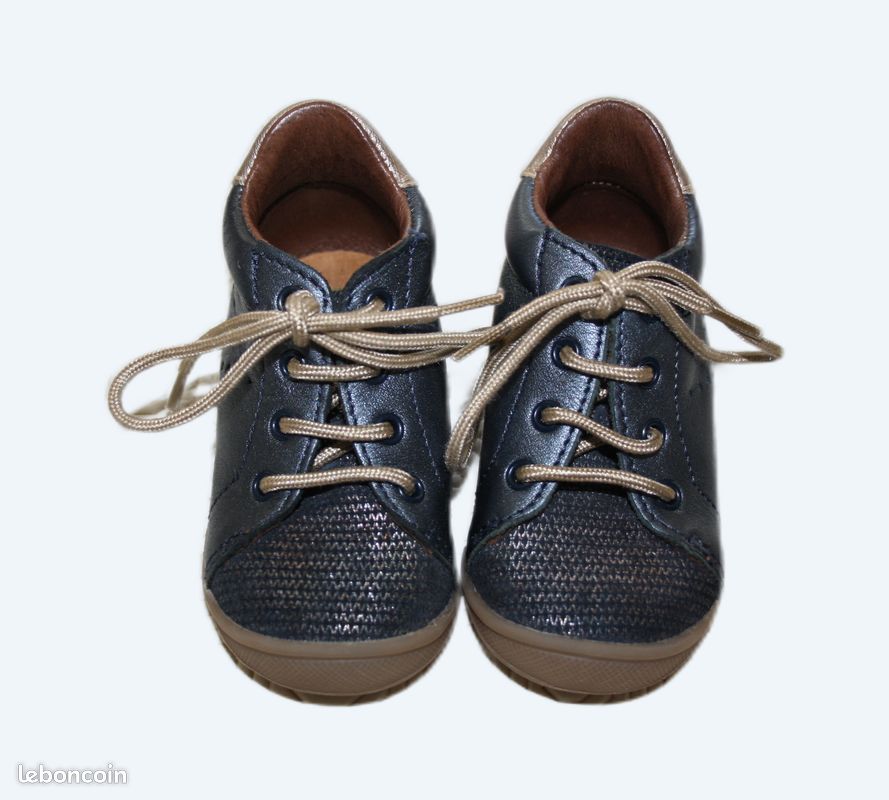Chaussure de prémarche bébé en bleu nuit de Bellamy taille 20 (image 1)