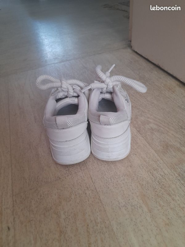 Chaussures (image 1)