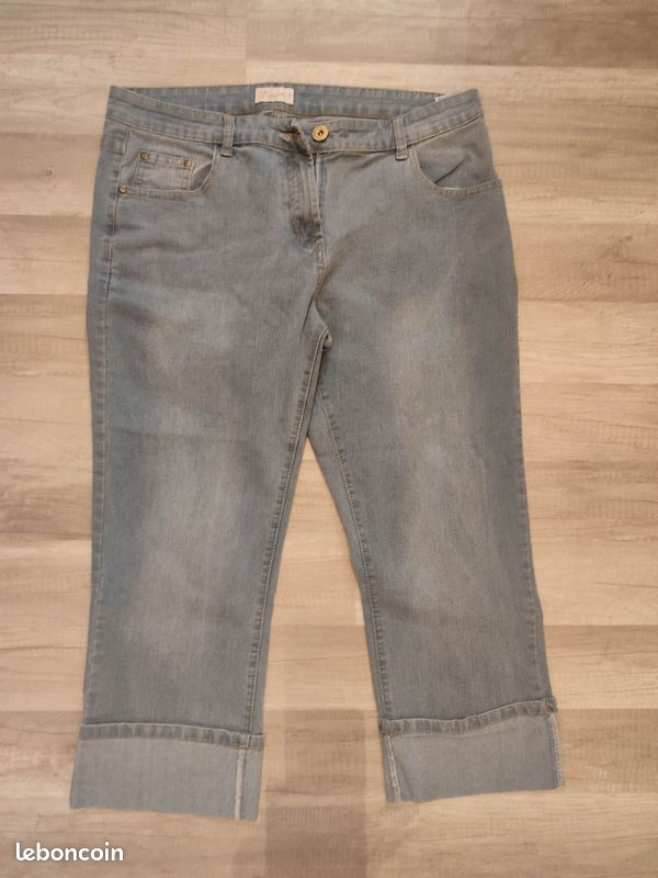 Pantacourt femme jean (image 1)