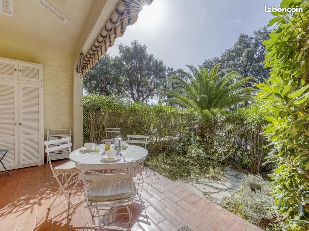 Appartement 1 pièce 22 m² · à Cavalaire-sur-Mer · 22 m² · 675 €