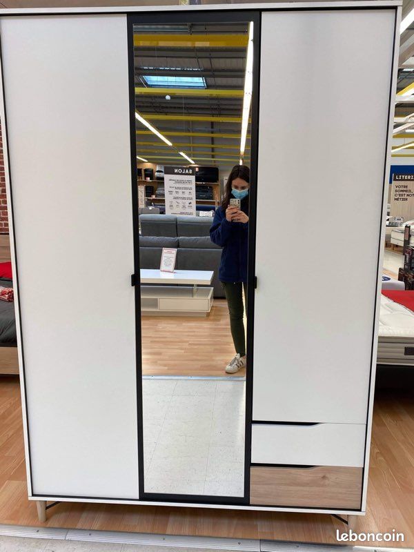 Armoire blanche (image 2)