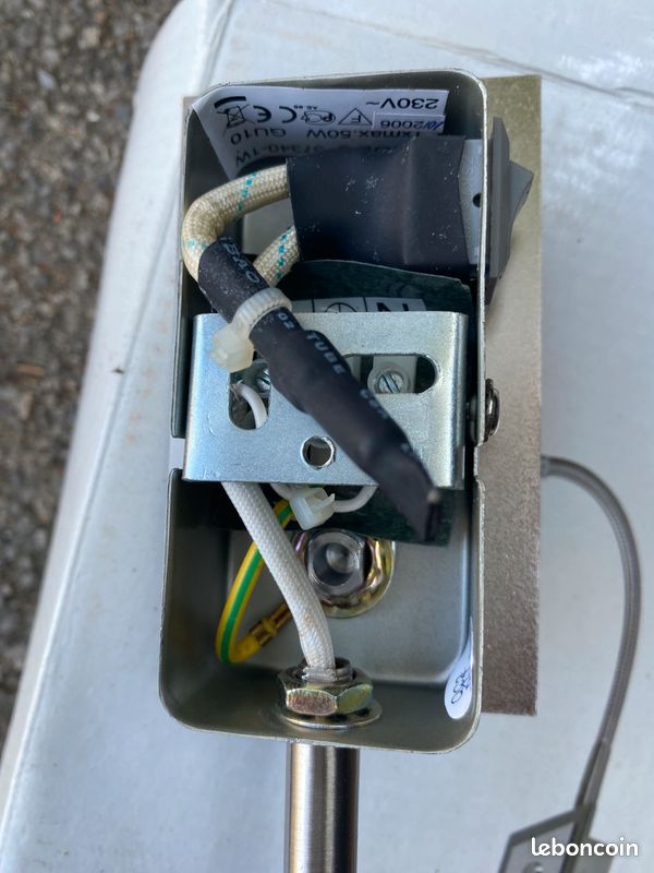 Lot 4 lampes/appliques orientables 50W GU10 (image 4)