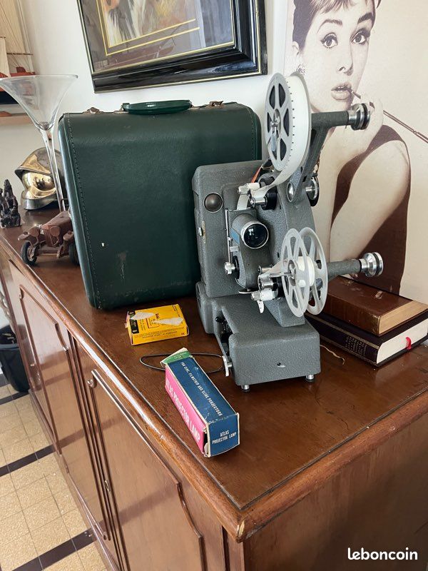 Projecteur HEURTIER - 16mm - Super S 50 - Photo, audio & vidéo
