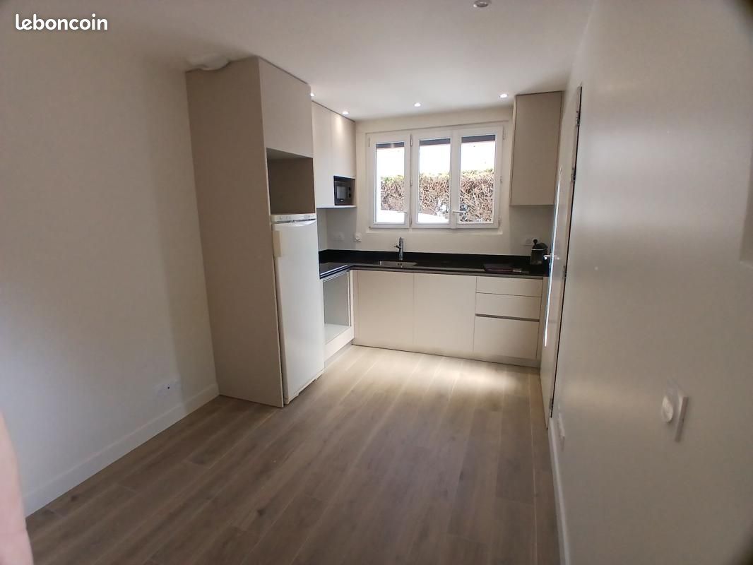Appartement 2 pièces 29 m² · à Mézières-sur-Seine · 29 m² · 750 €