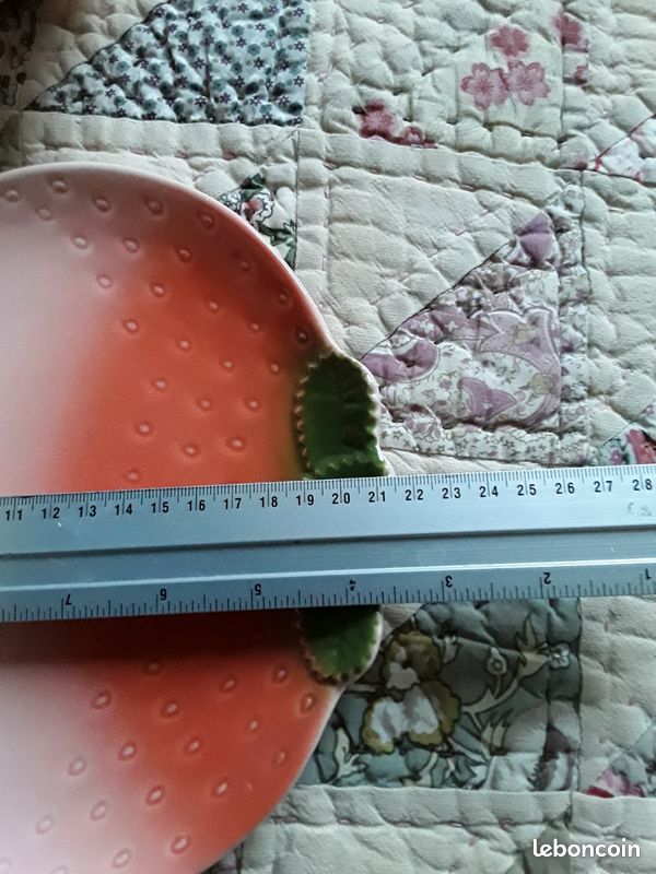 🍓🍓 Bel et grand Égouttoir Vintage, passoire, à fruits et son assiette en forme de fraise/ Barbotine (image 10)