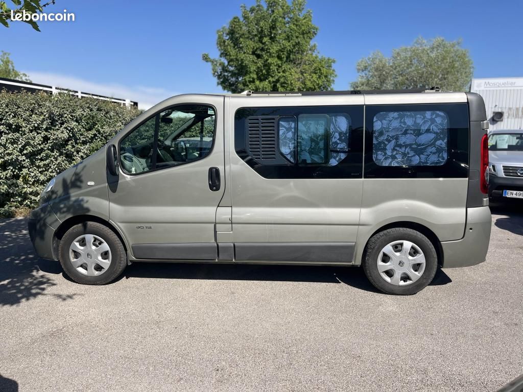 RENAULT TRAFIC Passenger L1H1 2.0 dCi 115 - AMÉNAGÉ OU 8 PLACES - BVA - FULL ENTRETIEN - 2E MAIN (image 4)