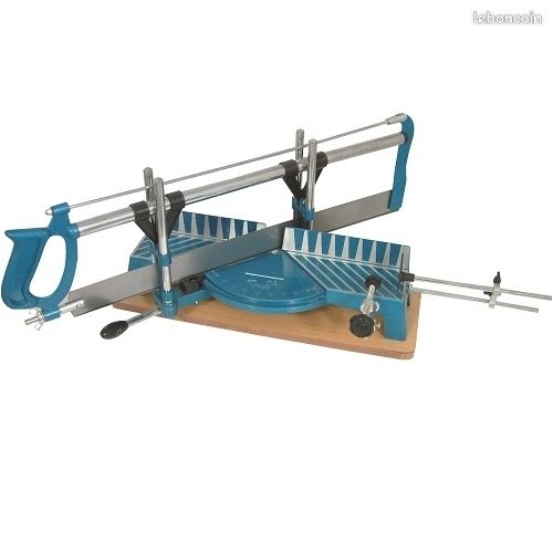 Silverline SW05 Scie à Onglet Manuelle 550mm 14 TPI avec Boîte à Onglet (image 1)