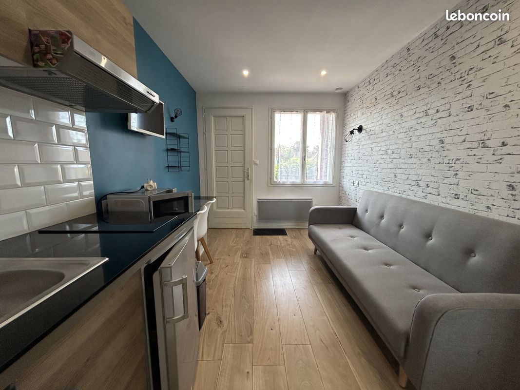 Appartement 1 pièce 14 m² · à Sainte-Savine · 14 m² · 330 €/mois