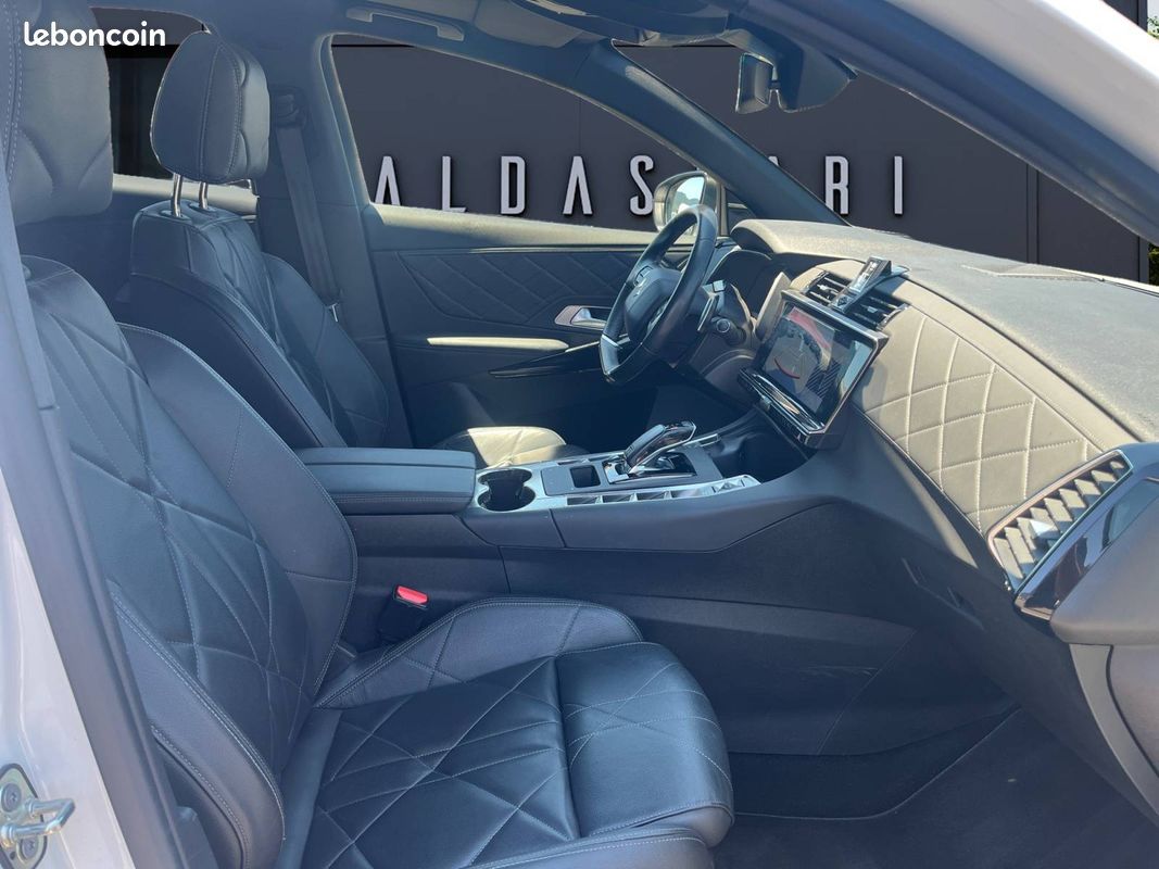 DS DS7 Crossback BlueHDi 130 EAT8 Rivoli (image 15)