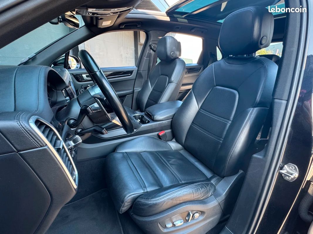 PORSCHE CAYENNE 3.0 V6 340 ch Tiptronic BVA S I Garanție I Suivi Porsche (image 15)