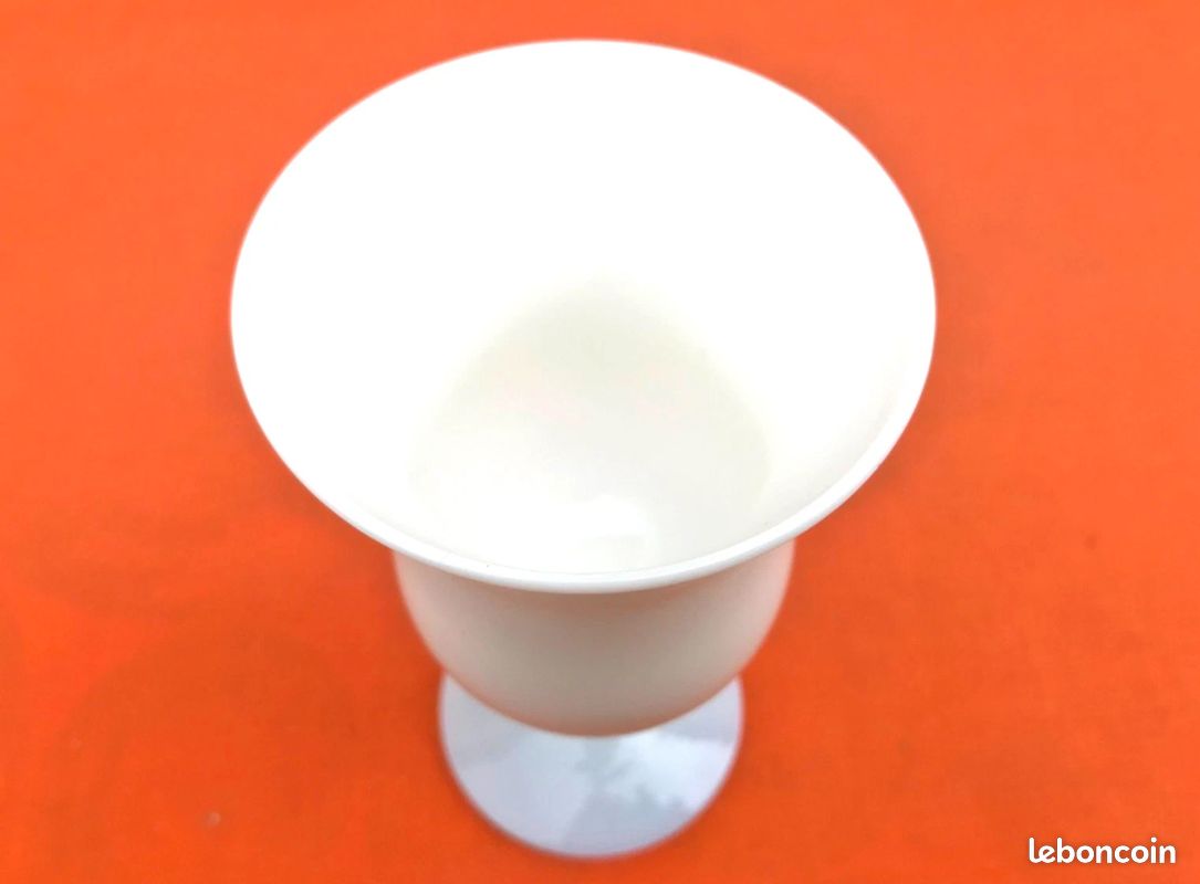 Vase opaline blanche (image 4)