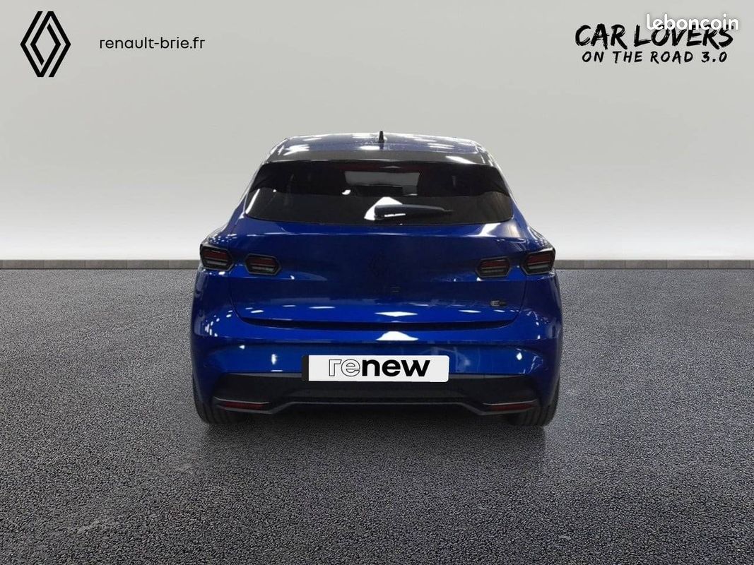 RENAULT Clio E-Tech full hybrid 160 ch esprit Alpine (image 8)