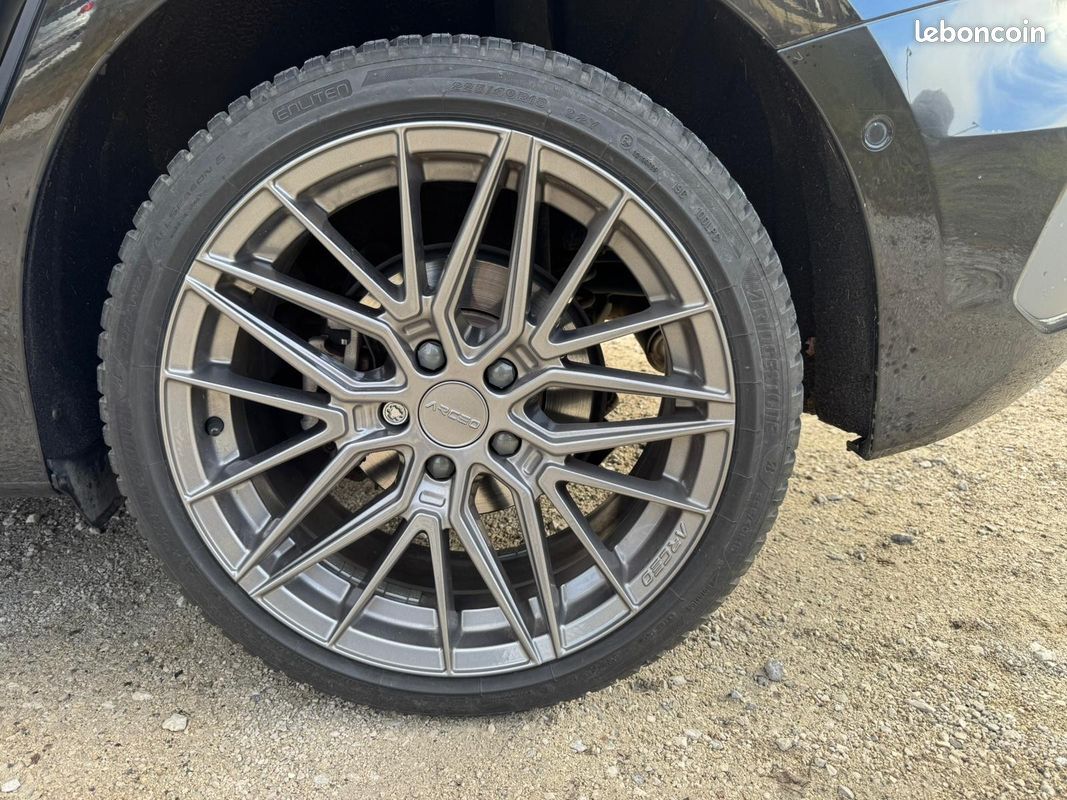 AUDI A3 SPORTBACK BUSINESS 40 e-tron 204 S tronic 6 Business line HYBRIDE RECHARGEABLE/SUIVI AUDI/GARANTIE 6 MOIS (image 23)