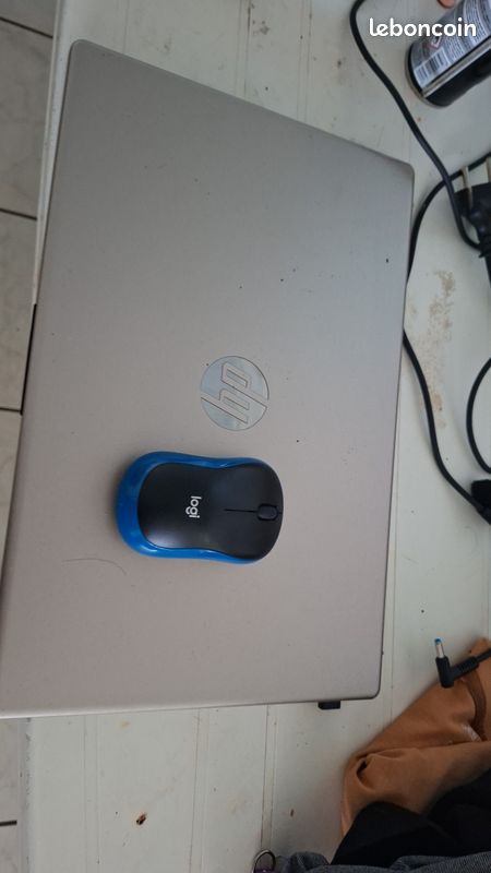 Je vends un ordinateur à un bon prix ; il est comme neuf (image 2)