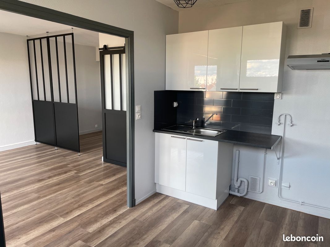 Appartement 1 pièce 32 m² · à Laon · 32 m² · 490 €/mois