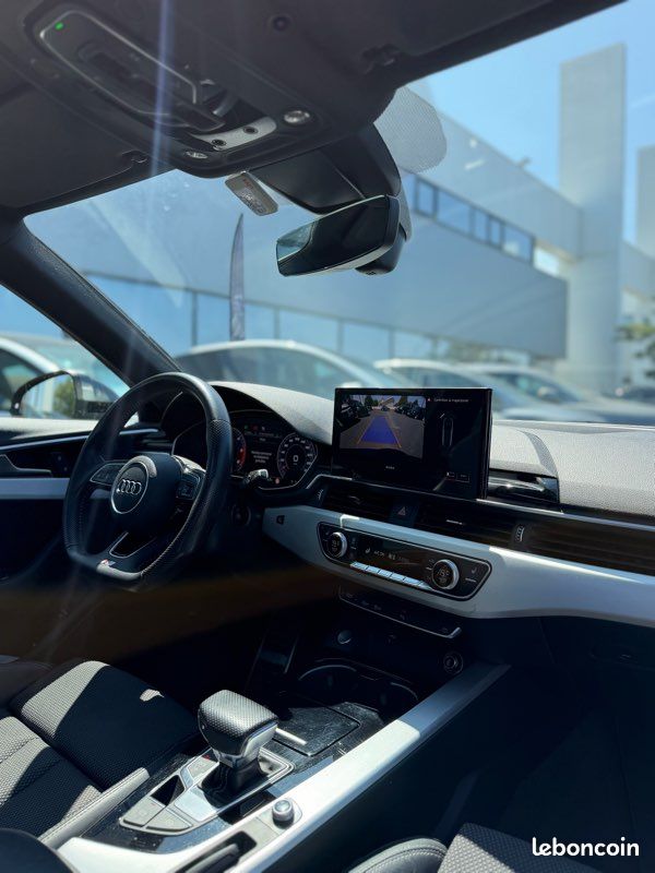 AUDI A4 AVANT 30 TDi 136ch S LINE / TOIT PANO / CAMÉRA DE RECUL / HAYON MOTORISÉ / DÉTECTEURS ANGLES MORTS / FEUX MATRIX LED / JANTES S LINE / CLIM BI-ZONE / BOÎTE AUTO (image 5)