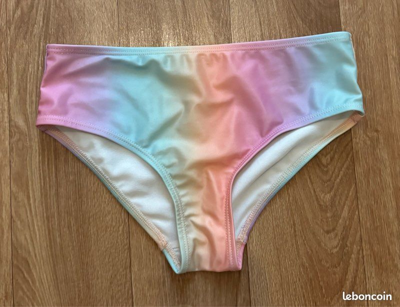 Maillot de bain fille 6/7 ans (image 4)