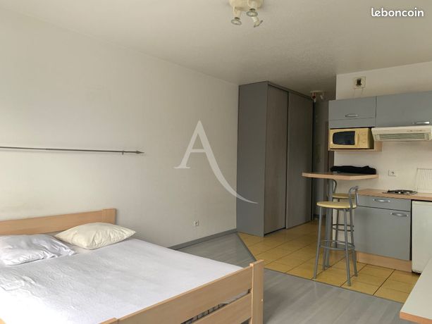 Studio 1 pièce 29 m²
