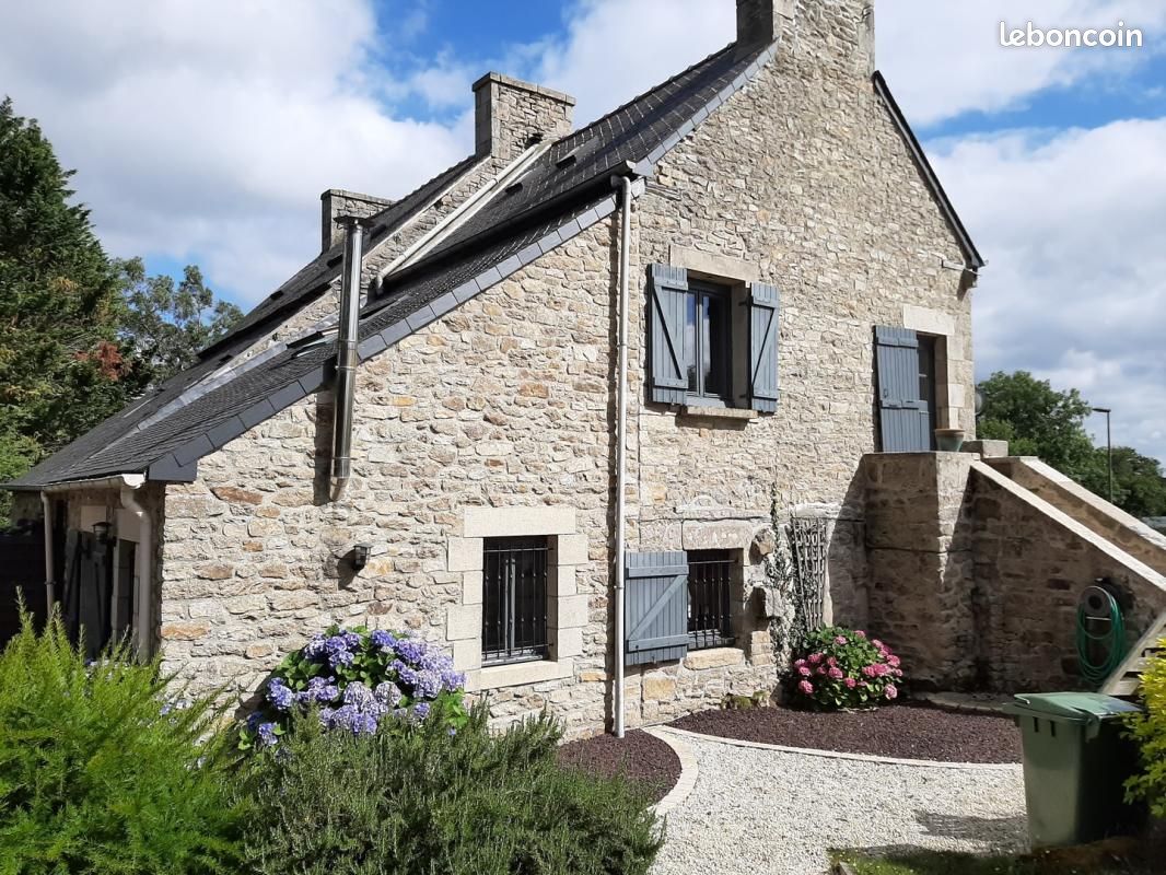 Maison 4 pièces 85 m² · à Bobital · 85 m² · 1 015 €