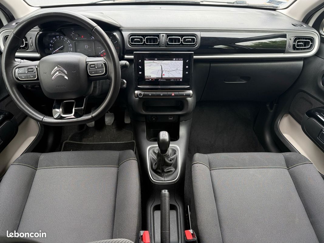 CITROEN C3 GENERATION-III 1.2L 82CH SHINE * DISTRIBUTION NEUVE * GPS * RADARS RECUL * CARPLAy (image 3)