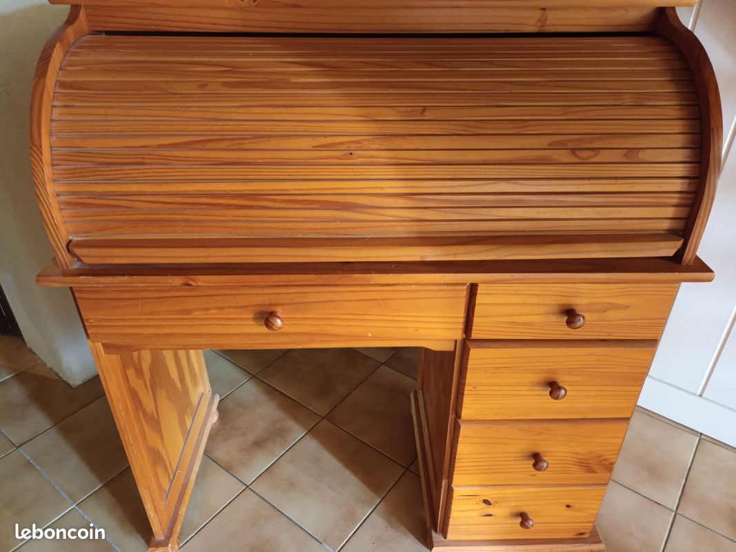 Bureau en pin (image 1)