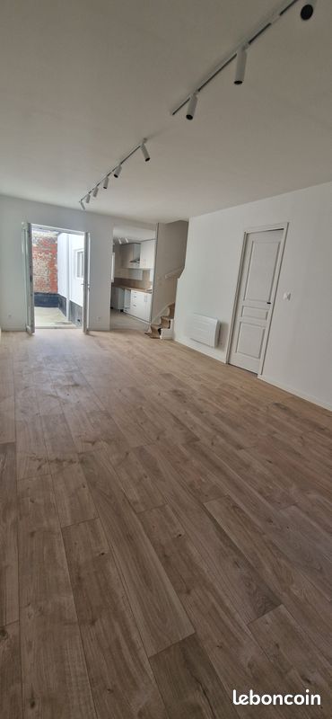 Maison 5 pièces 88 m² · à Tourcoing · 88 m² · 1 060 €