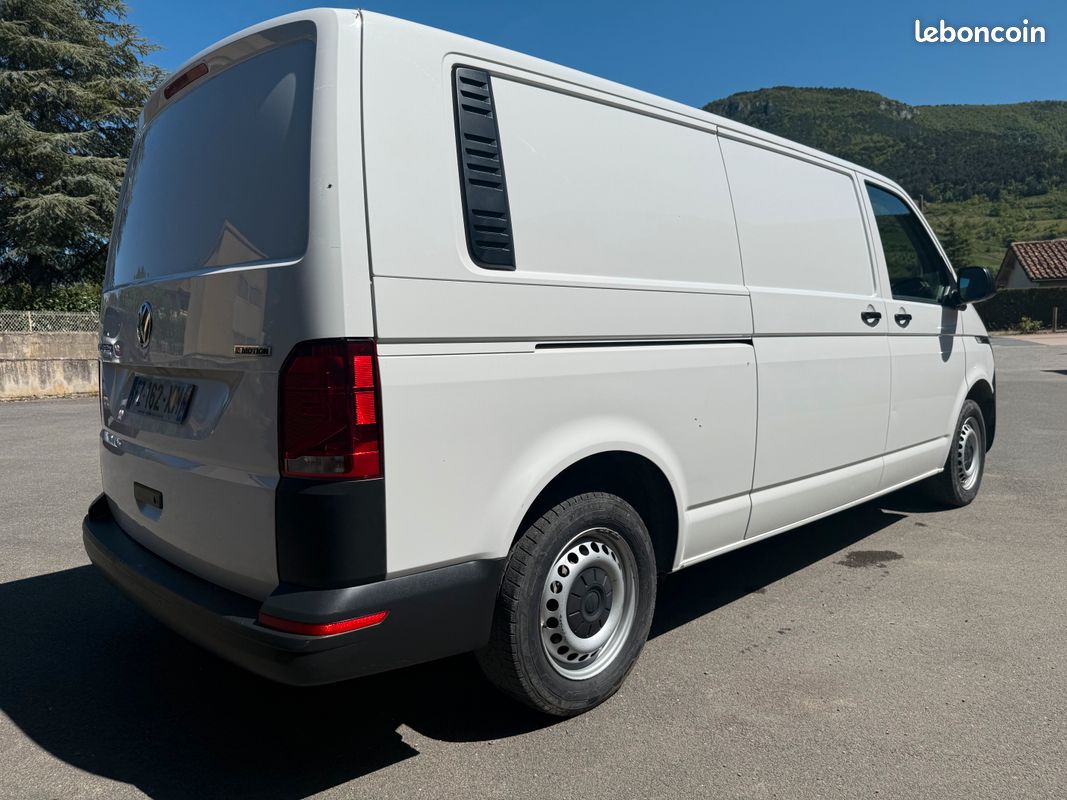 Volkswagen Transporter T6.1 L2H1 20 TDI 150ch 4 Motion Bv6m. Hayon CarPlay Equipement 89900 kms (image 3)