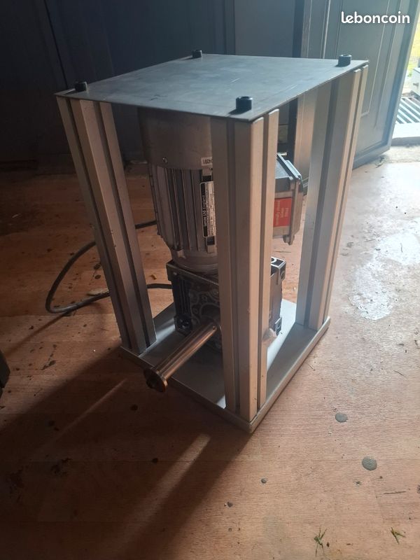Moteur triphasé (image 2)
