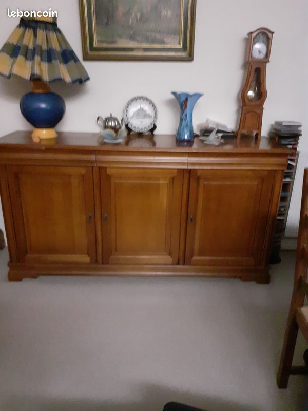 Buffet trois portes (image 1)